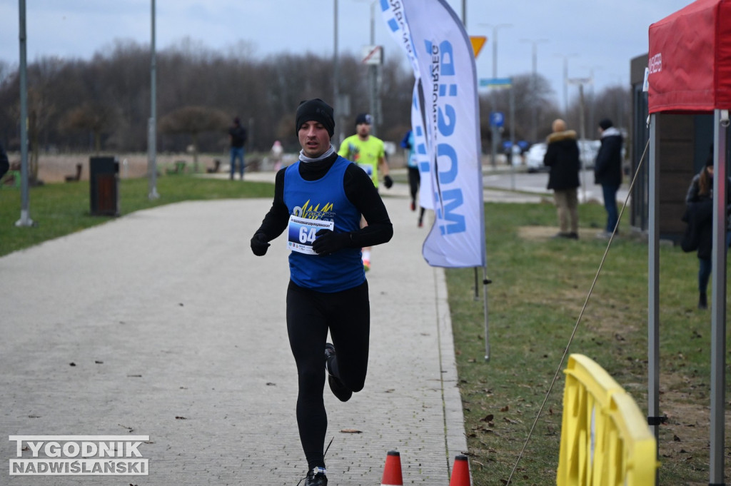 Bieg sylwestrowy nad Jeziorem Tarnobrzeskim 2025