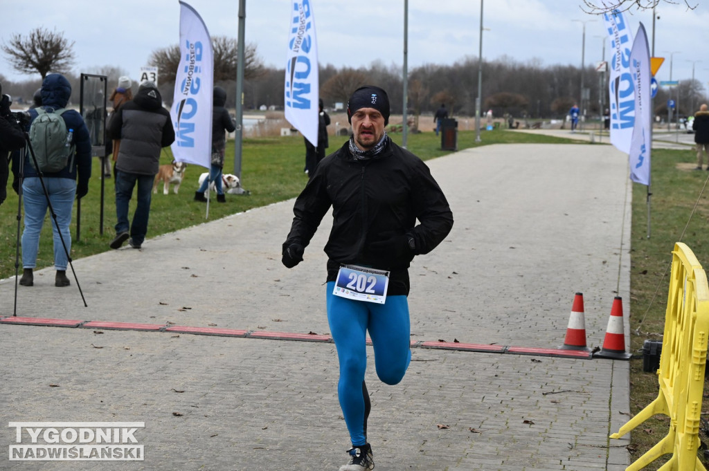 Bieg sylwestrowy nad Jeziorem Tarnobrzeskim 2025