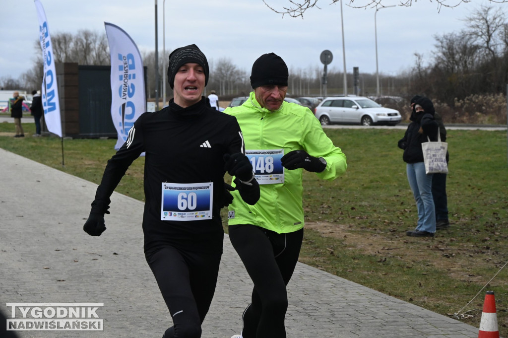 Bieg sylwestrowy nad Jeziorem Tarnobrzeskim 2025