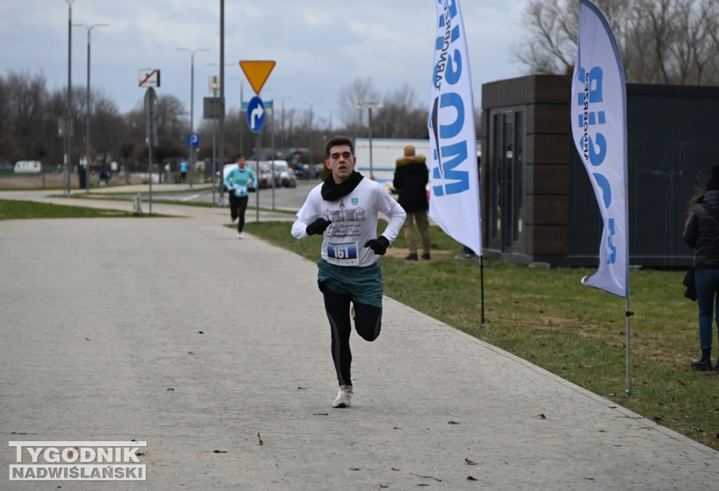 Bieg sylwestrowy nad Jeziorem Tarnobrzeskim 2025