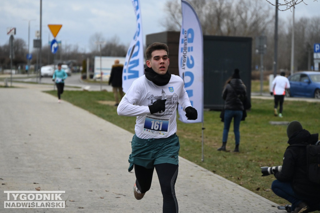 Bieg sylwestrowy nad Jeziorem Tarnobrzeskim 2025