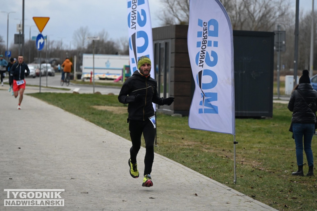 Bieg sylwestrowy nad Jeziorem Tarnobrzeskim 2025