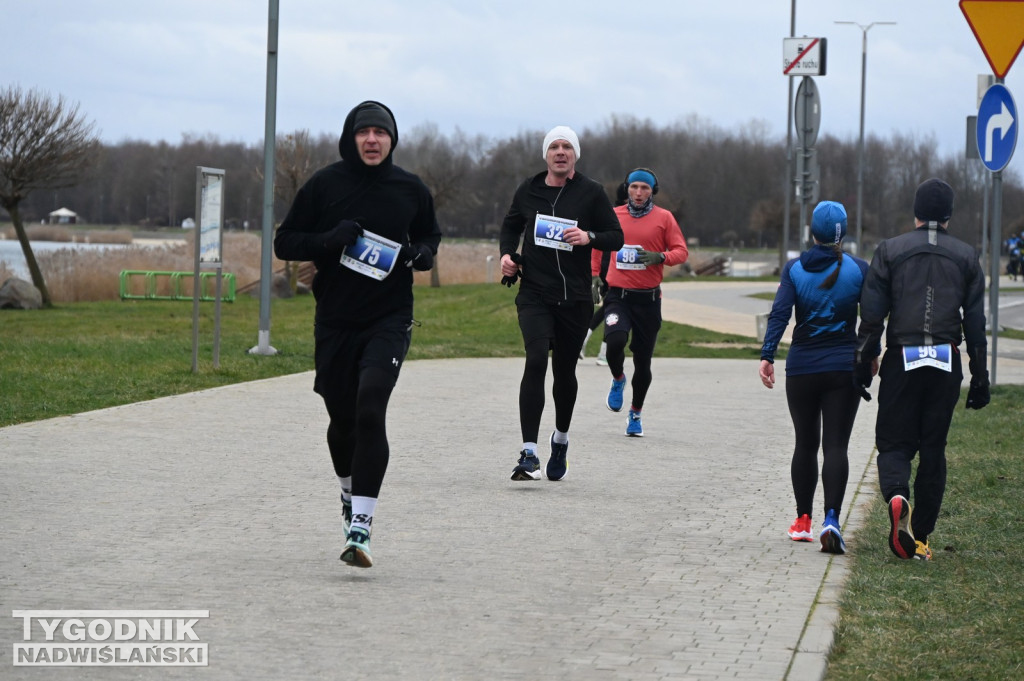 Bieg sylwestrowy nad Jeziorem Tarnobrzeskim 2025