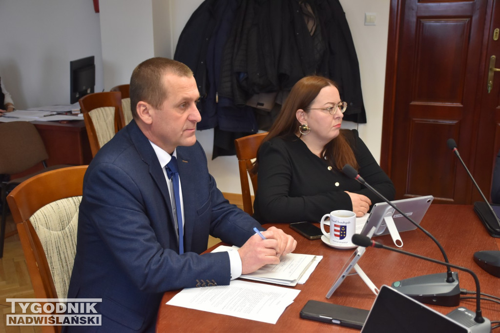 Sesja budżetowa Rady Powiatu Tarnobrzeskiego