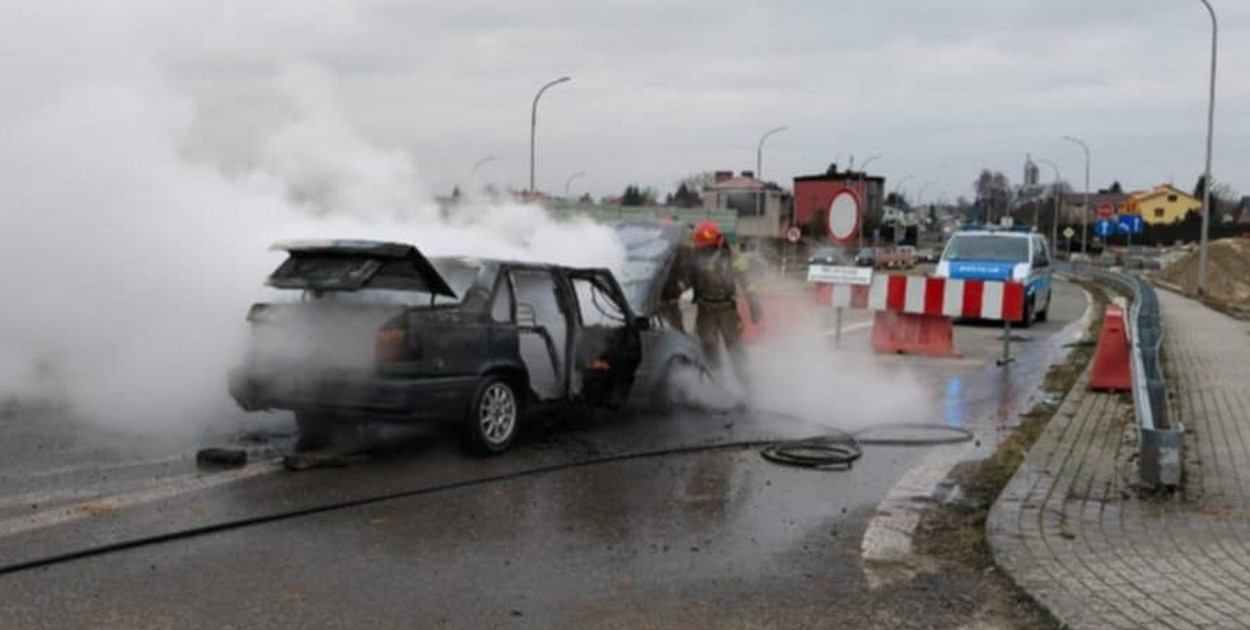 Pożar auta w Sandomierzu