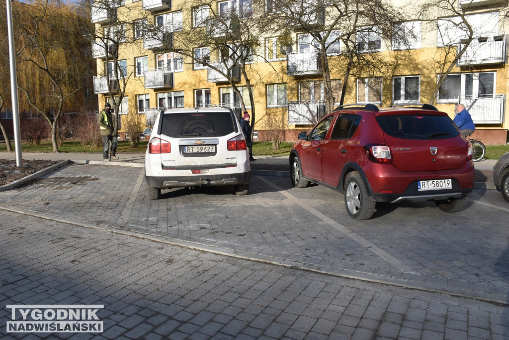 Parking przy Jędrusiu w Tarnobrzegu