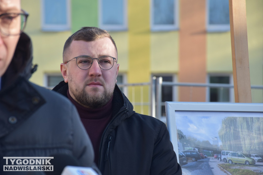 Parking przy Jędrusiu w Tarnobrzegu