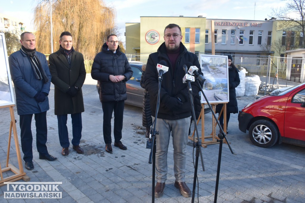 Parking przy Jędrusiu w Tarnobrzegu