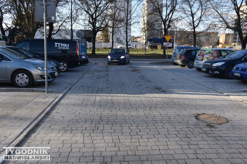 Parking przy Jędrusiu w Tarnobrzegu