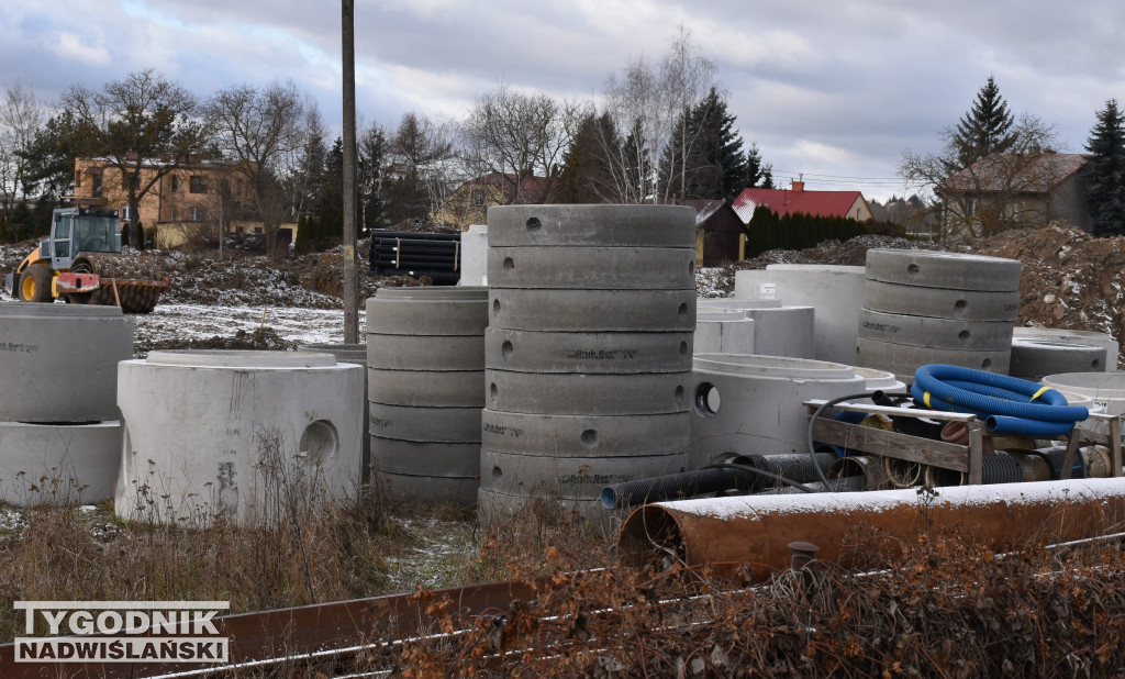 Budowa węzła drogowego za mostem w Sandomierzu