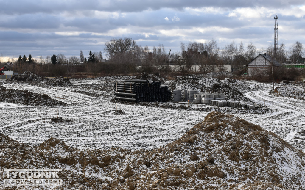 Budowa węzła drogowego za mostem w Sandomierzu