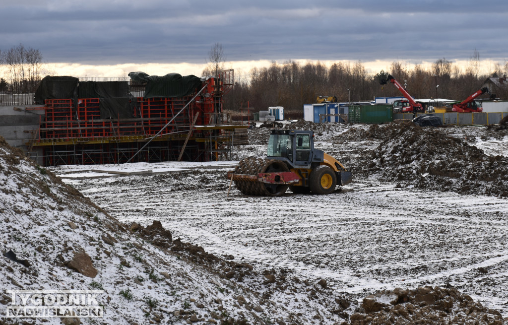 Budowa węzła drogowego za mostem w Sandomierzu