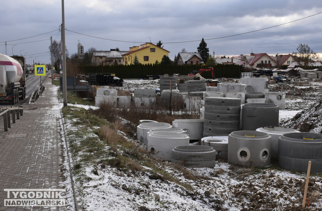 Budowa węzła drogowego za mostem w Sandomierzu