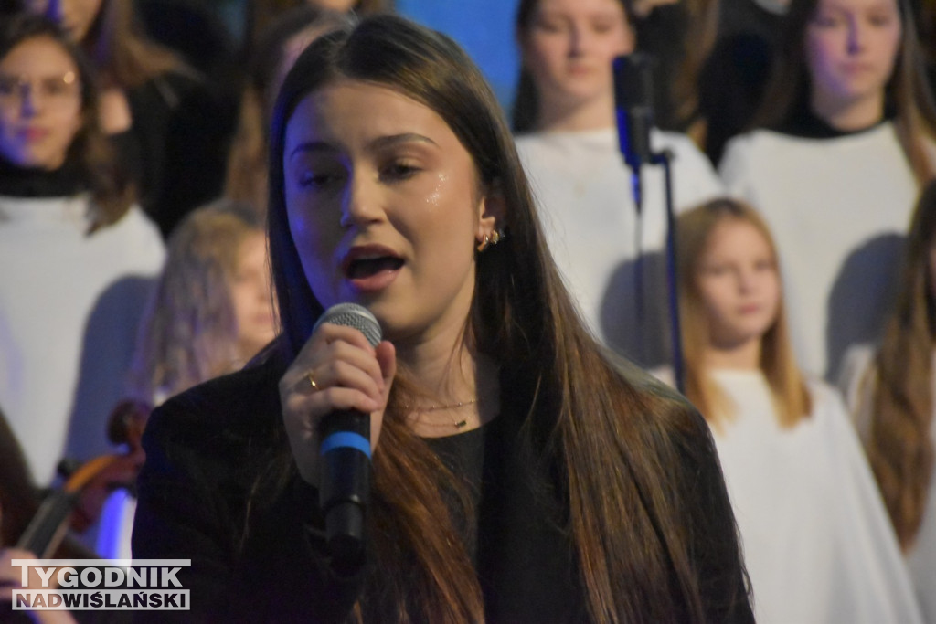 Koncert Scholi Anielskie Grajki w Jadachach