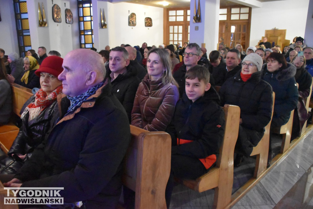 Koncert Scholi Anielskie Grajki w Jadachach