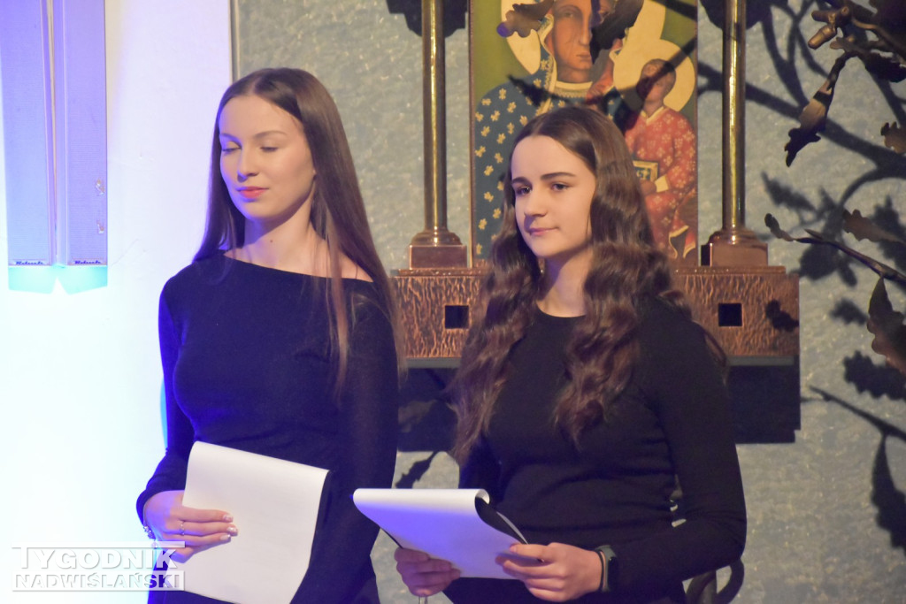 Koncert Scholi Anielskie Grajki w Jadachach