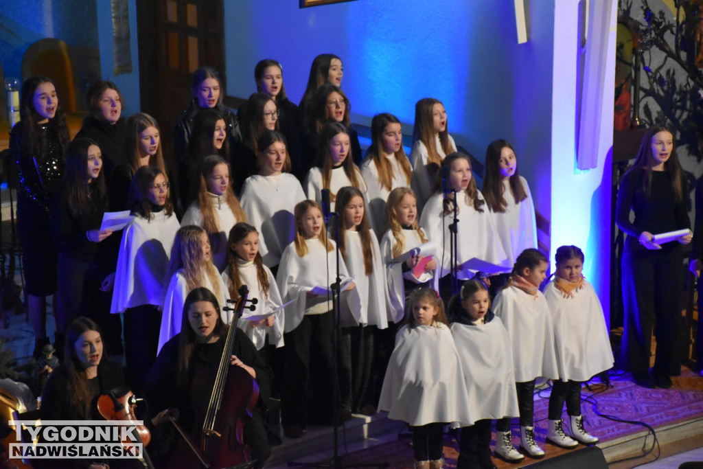 Koncert Scholi Anielskie Grajki w Jadachach