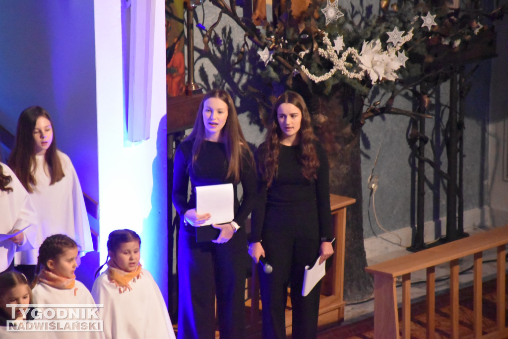 Koncert Scholi Anielskie Grajki w Jadachach