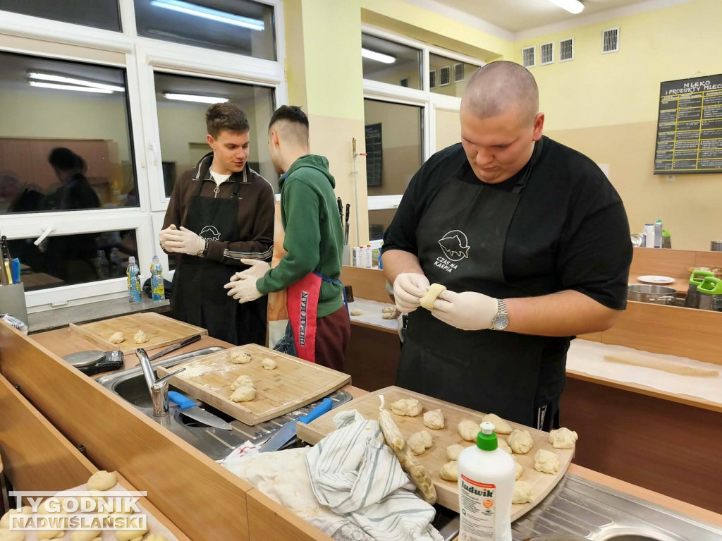 Produkcja szczodraków nadal trwa w Tarnobrzegu