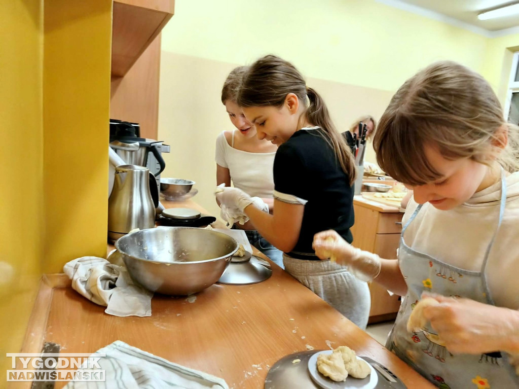 Produkcja szczodraków nadal trwa w Tarnobrzegu