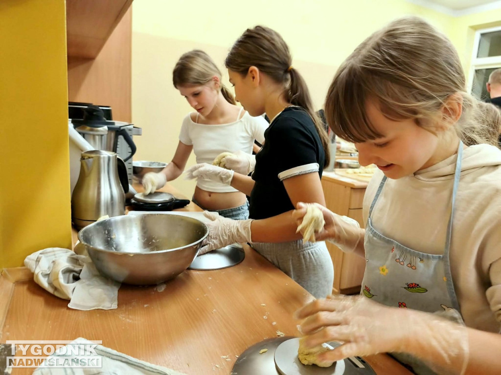 Produkcja szczodraków nadal trwa w Tarnobrzegu