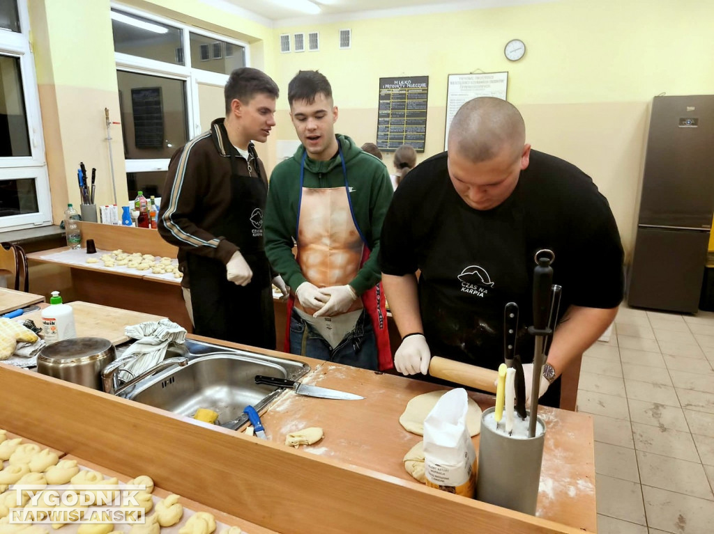 Produkcja szczodraków nadal trwa w Tarnobrzegu