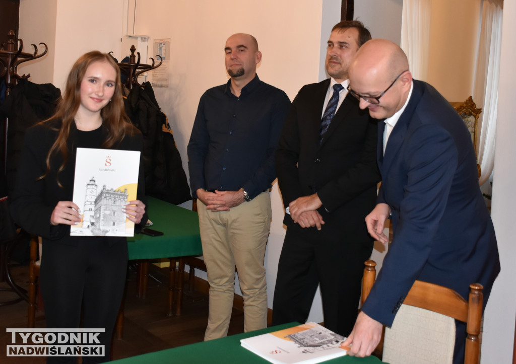 Inauguracyjna sesja Młodzieżowej Rady Miasta