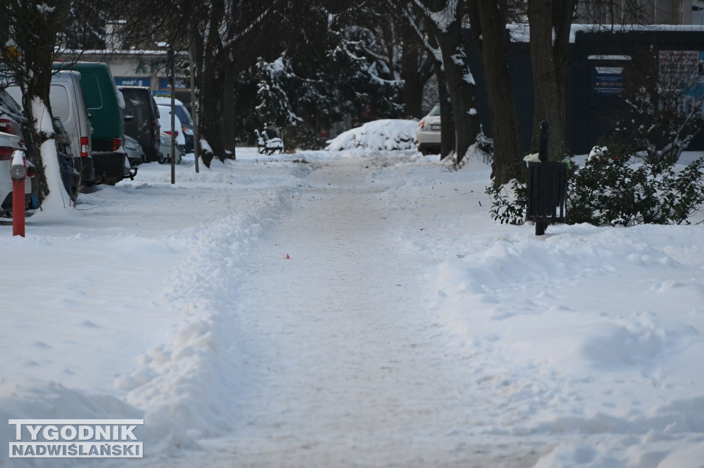 Sytuacja na drogach i chodnikach w Tarnobrzegu