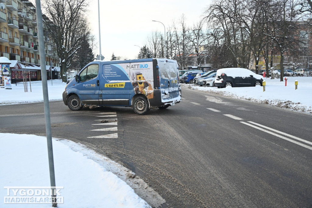 Sytuacja na drogach i chodnikach w Tarnobrzegu