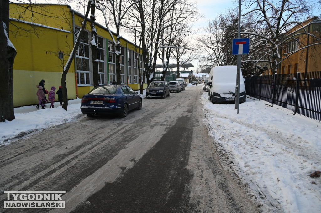 Sytuacja na drogach i chodnikach w Tarnobrzegu