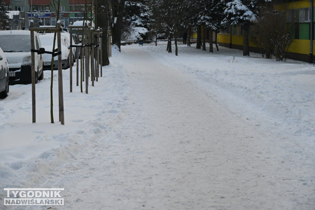 Sytuacja na drogach i chodnikach w Tarnobrzegu