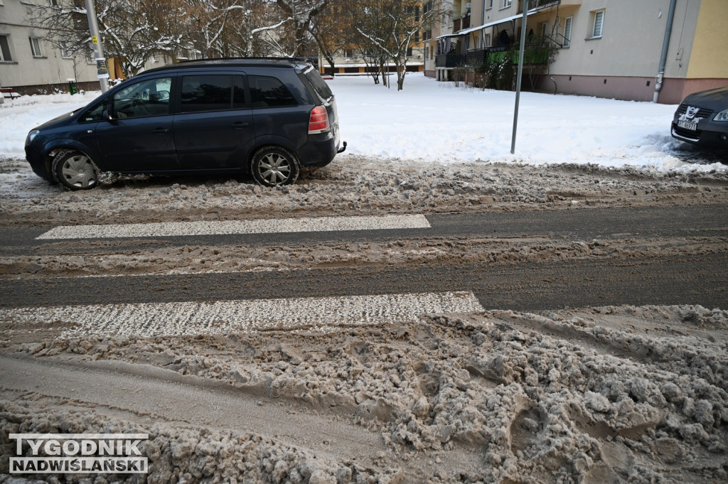 Sytuacja na drogach i chodnikach w Tarnobrzegu