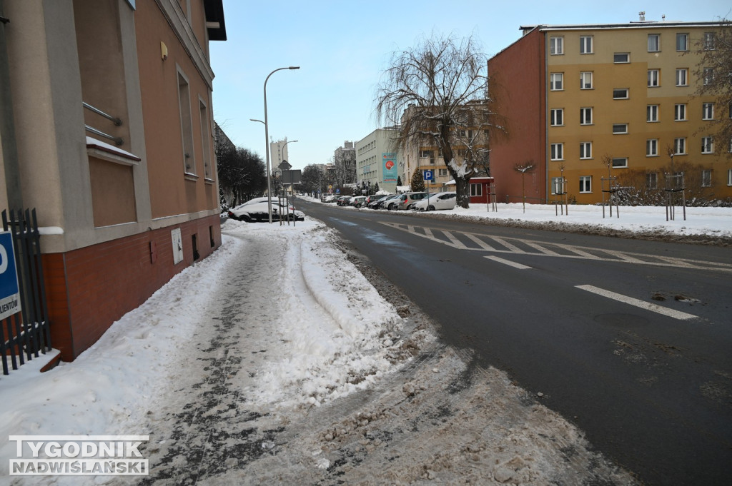Sytuacja na drogach i chodnikach w Tarnobrzegu