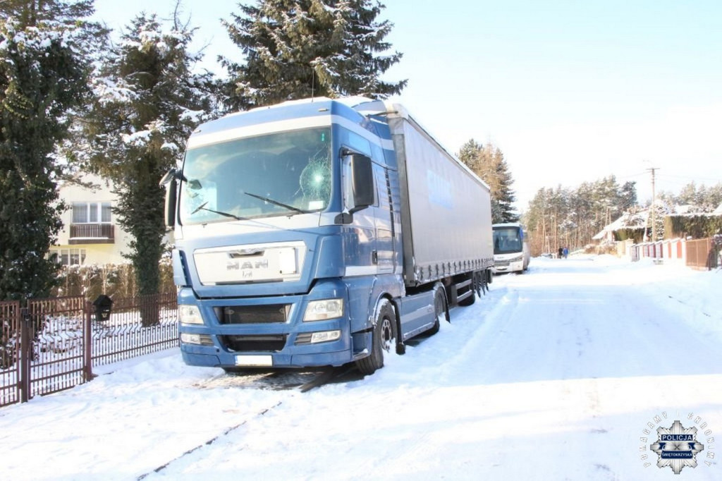 Wandal rozbijał szyby w samochodach