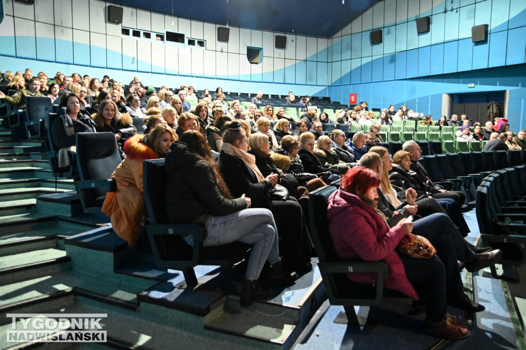 Konsultacje oświatowe w Tarnobrzegu