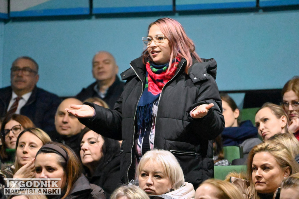 Konsultacje oświatowe w Tarnobrzegu