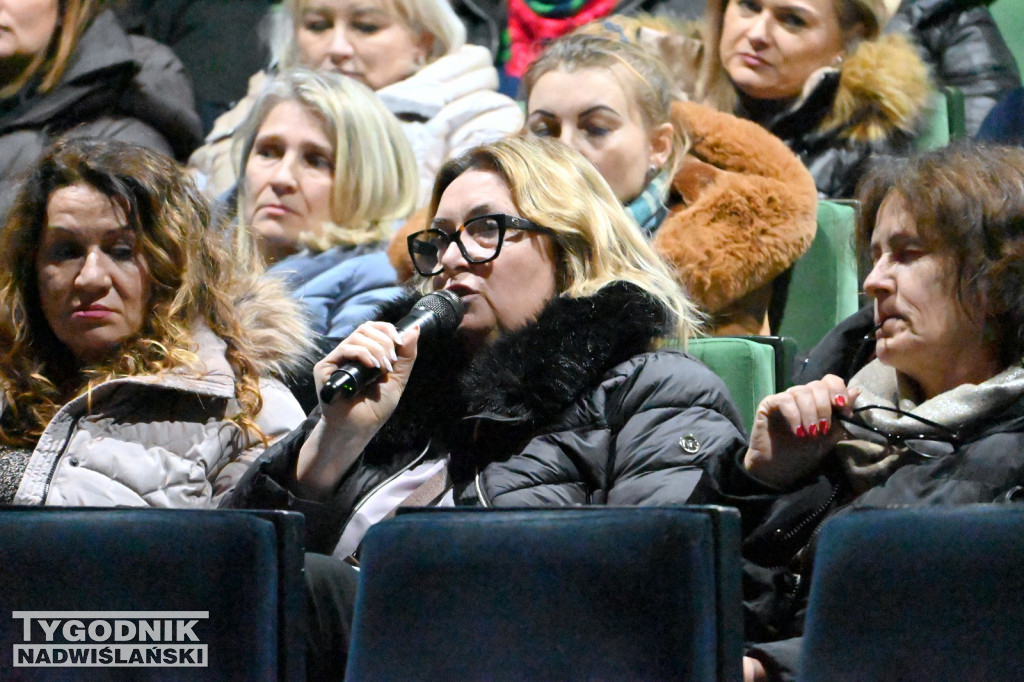 Konsultacje oświatowe w Tarnobrzegu