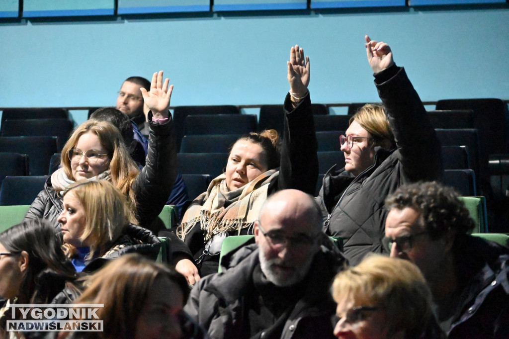 Konsultacje oświatowe w Tarnobrzegu