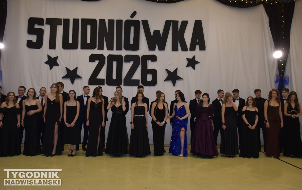 Studniówka LO w Chobrzanach