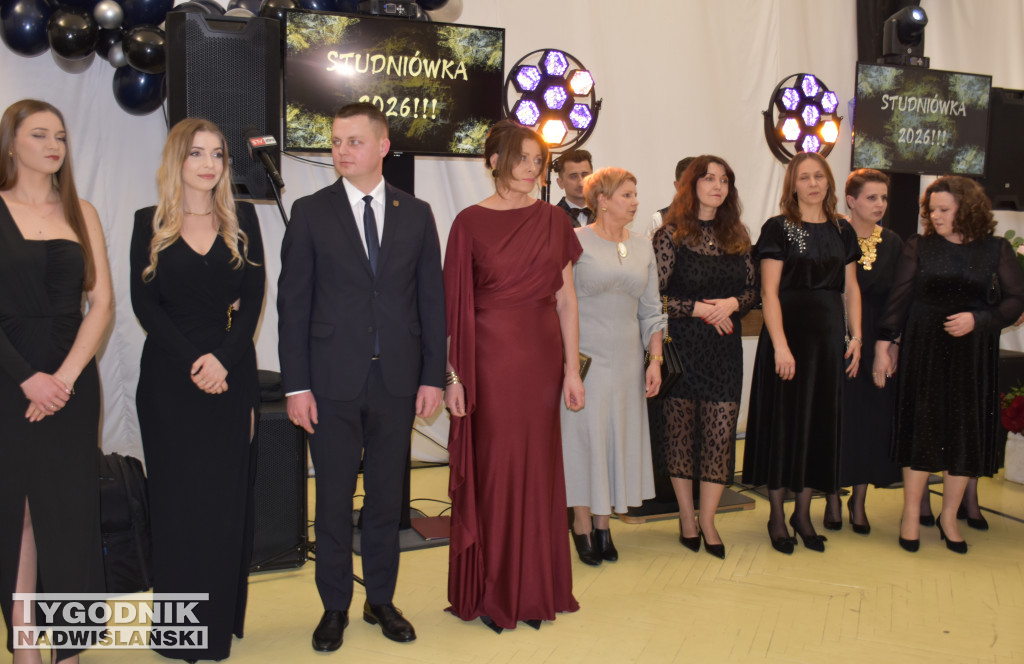 Studniówka LO w Chobrzanach