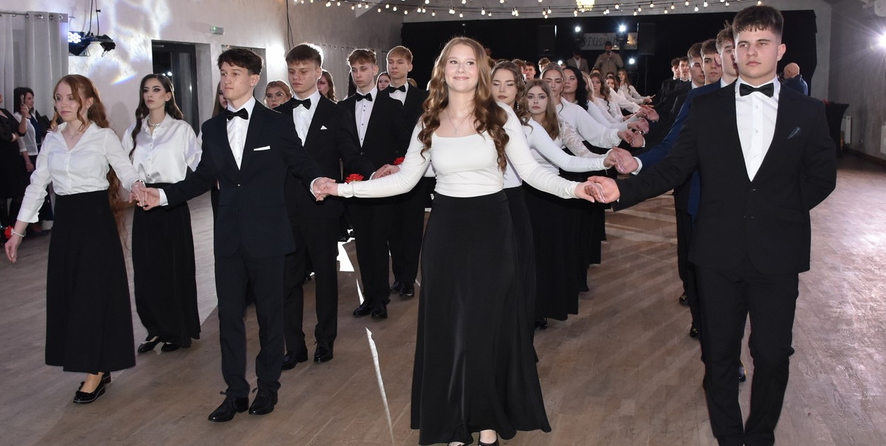 Studniów LO w Bogorii i LO w Osieku