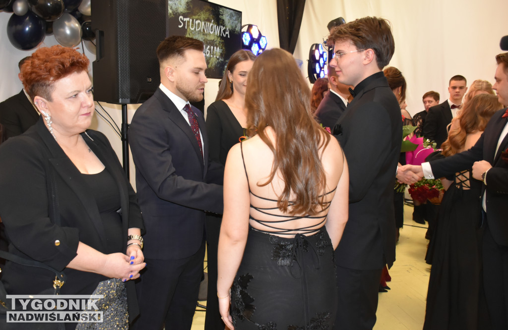 Studniówka LO w Chobrzanach