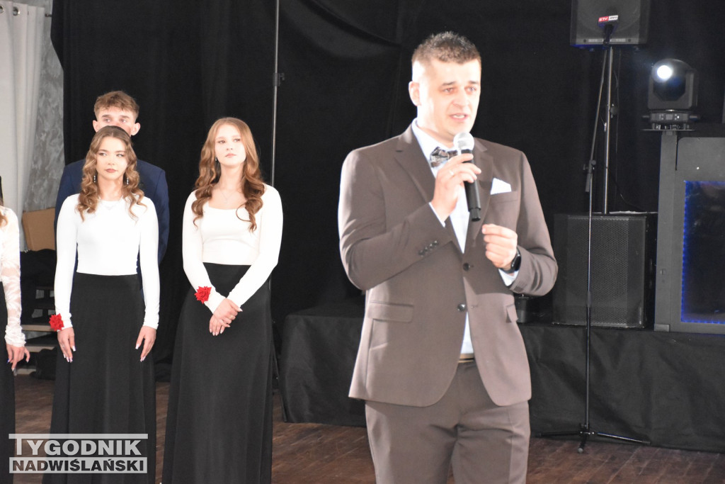 Studniów LO w Bogorii i LO w Osieku