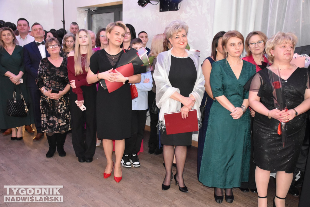 Studniów LO w Bogorii i LO w Osieku