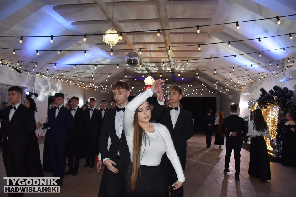 Studniów LO w Bogorii i LO w Osieku