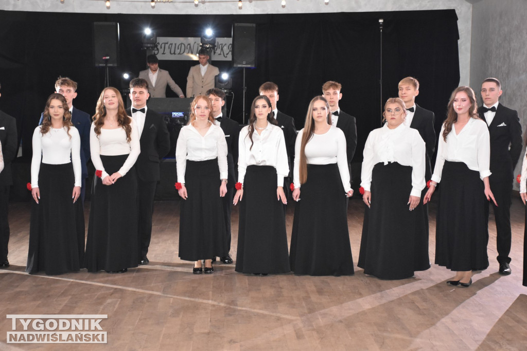 Studniów LO w Bogorii i LO w Osieku