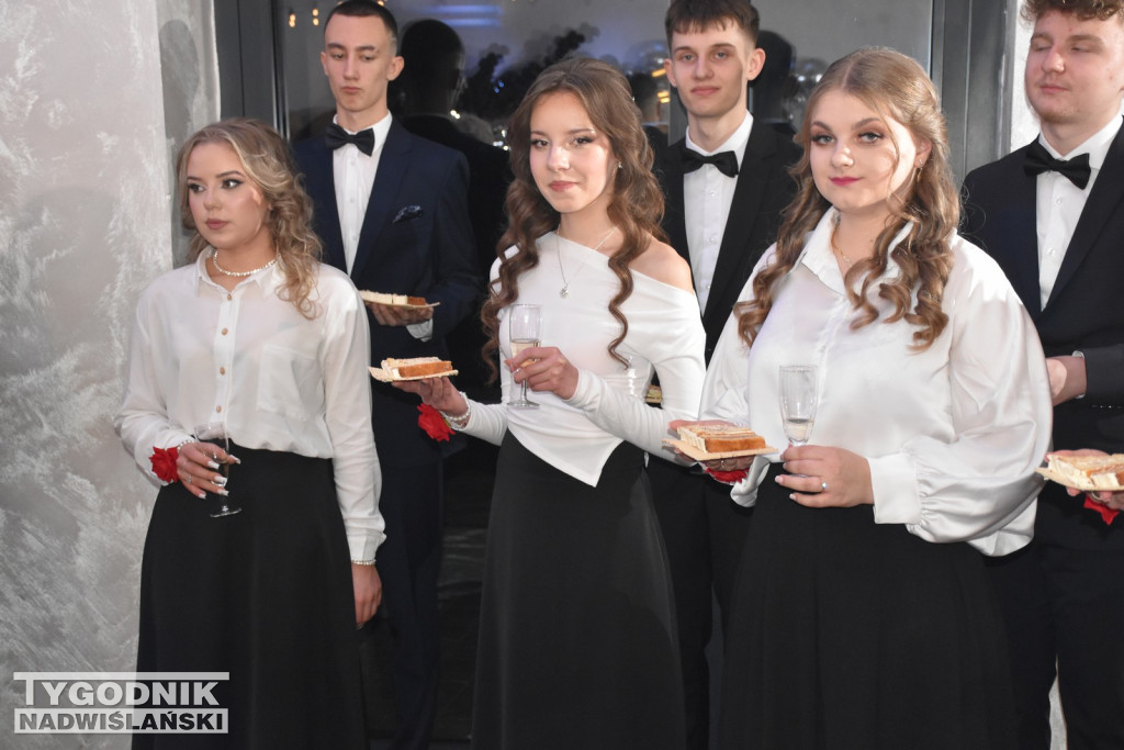 Studniów LO w Bogorii i LO w Osieku