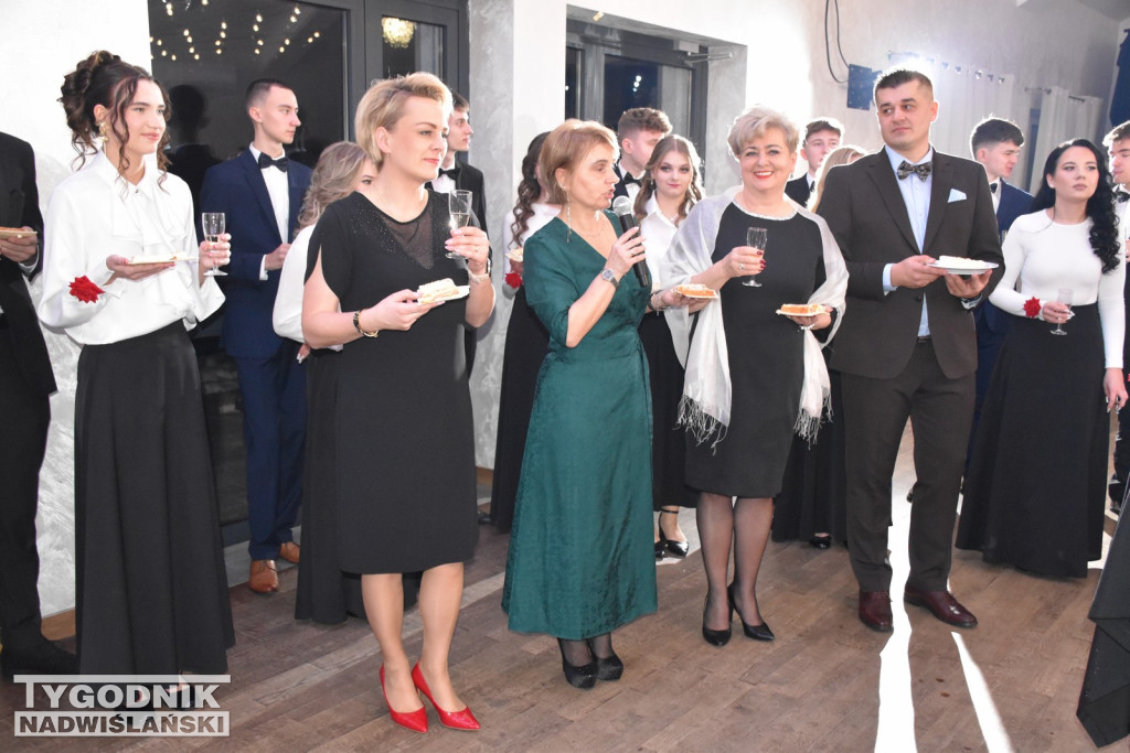 Studniów LO w Bogorii i LO w Osieku