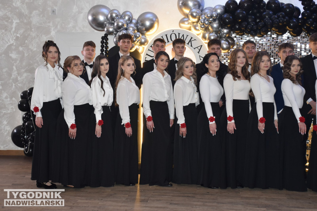 Studniów LO w Bogorii i LO w Osieku