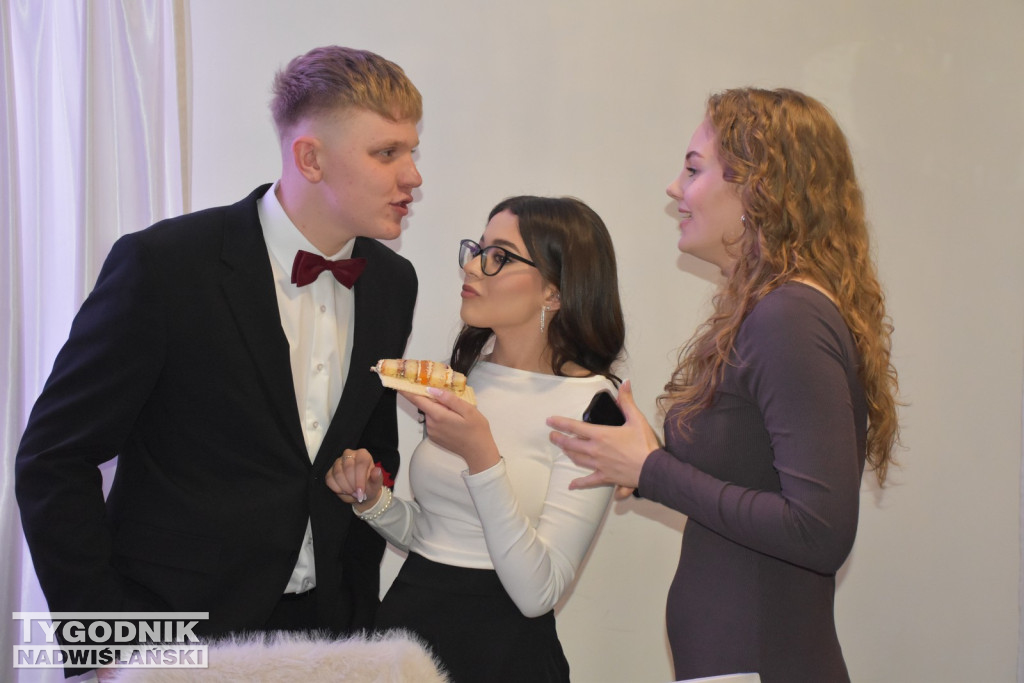 Studniów LO w Bogorii i LO w Osieku